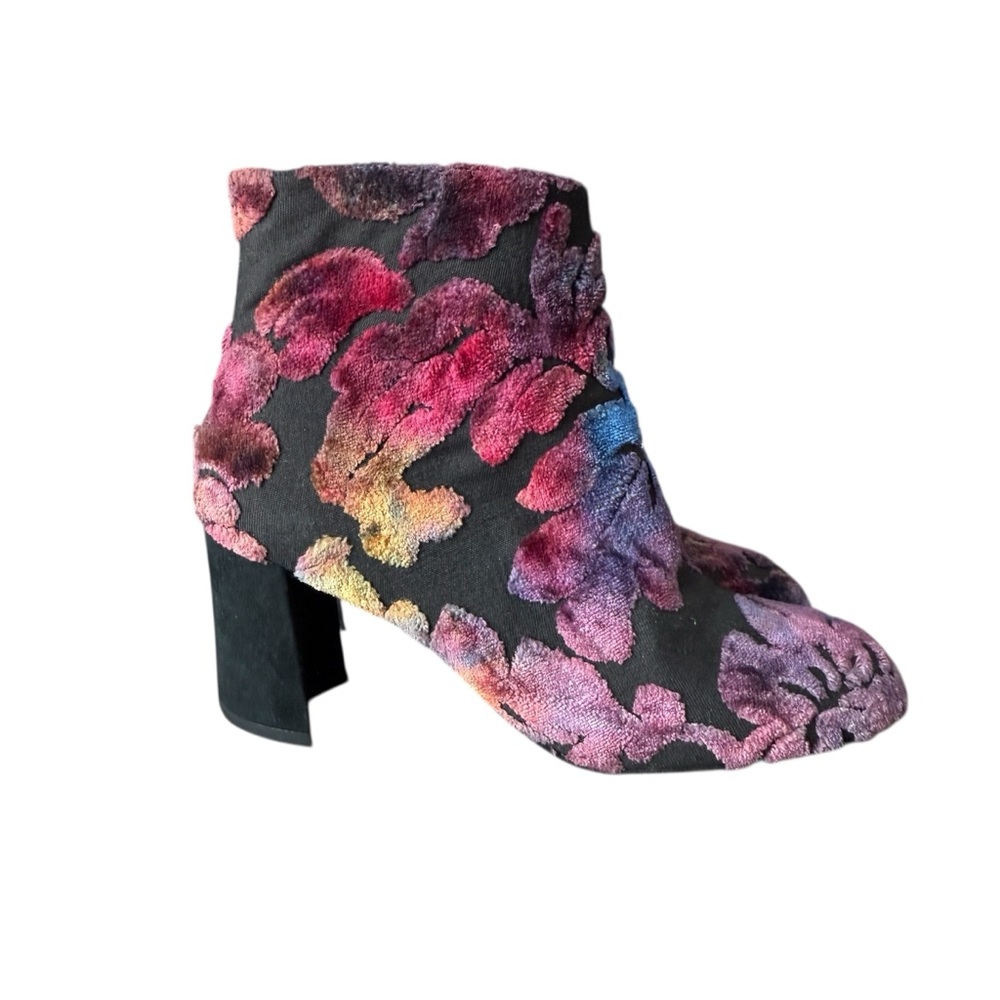 Stuart Weitzman Multicolor Floral Ankle Boots Size 6
